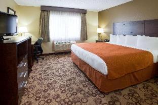 Americinn By Wyndham Blue Earth Room photo